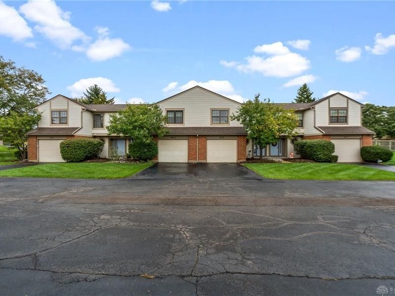 8475 Woodgrove Drive, Washington Township, OH 45458 Photo 2