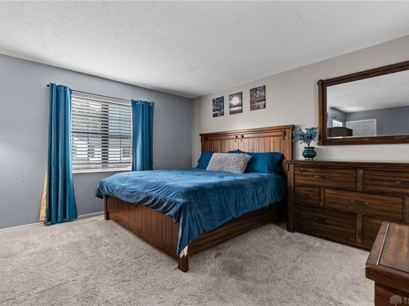 8475 Woodgrove Drive, Washington Township, OH 45458 Photo 23