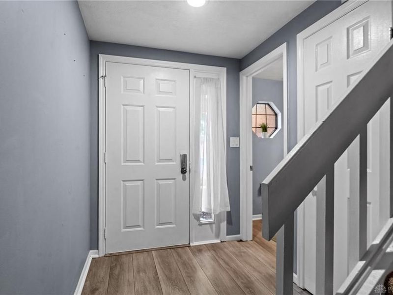 8475 Woodgrove Drive, Washington Township, OH 45458 Photo 6
