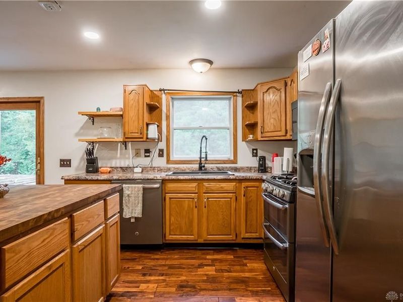 9005 Bradford Bloomer Road, Bradford, OH 45308 Photo 12