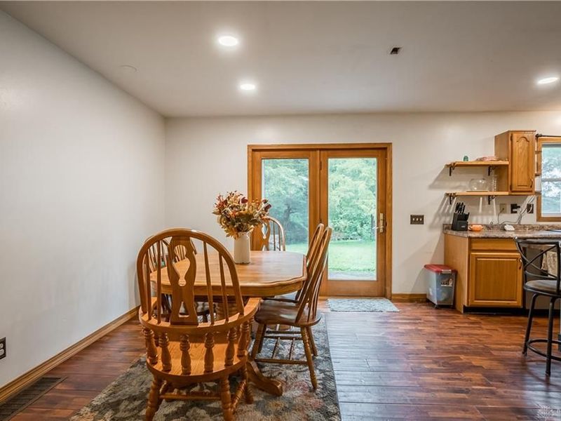 9005 Bradford Bloomer Road, Bradford, OH 45308 Photo 9