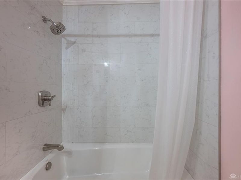 950 Pheasant Run Drive, Washington Township, OH 45458 Photo 29