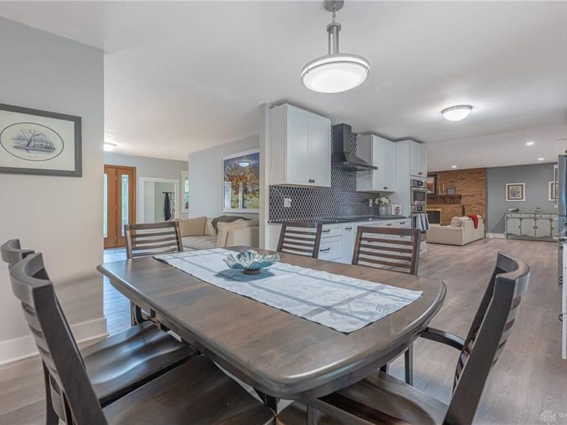 950 Pheasant Run Drive, Washington Township, OH 45458 Photo 6