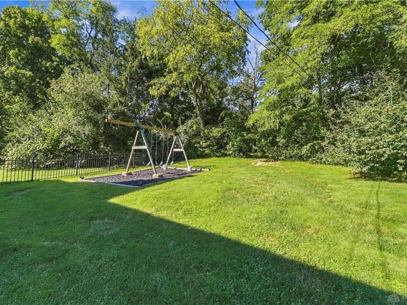 4010 Ridgeway Road, Kettering, OH 45429 Photo 40