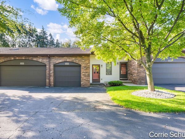 3238 Arrowhead Arms Court SW, Grandville, MI 49418