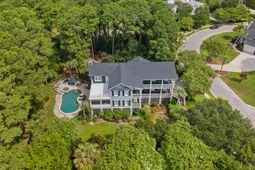 1789 Canyon Oaks Drive photo 4