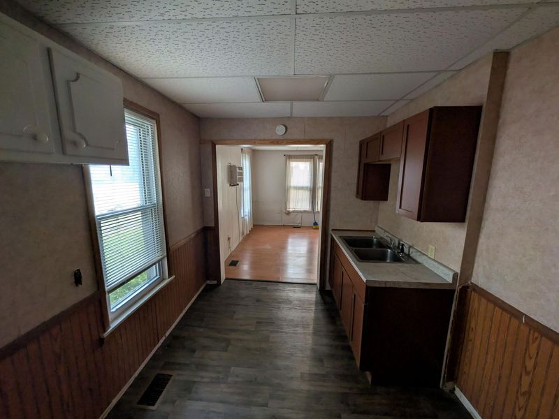 801 N Augustus Street, Saint Marys, OH 45885 Photo 4