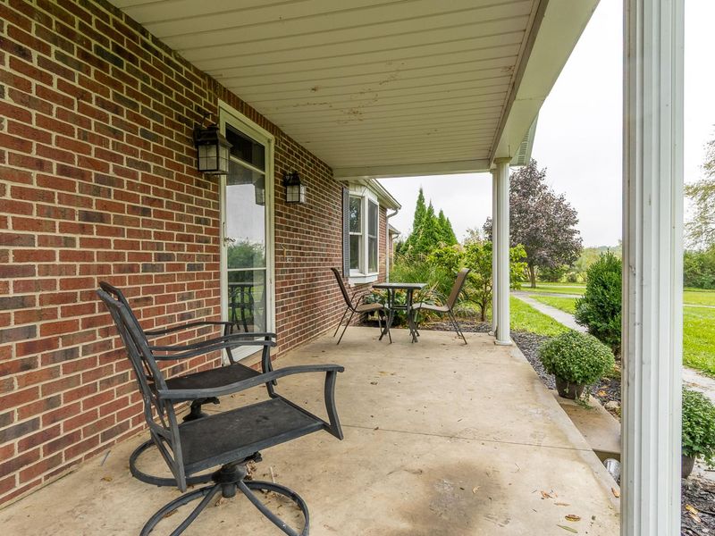 9005 Bradford Bloomer Road, Bradford, OH 45308 Photo 3