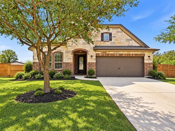 608 Wincliff DR, Buda, TX 78610