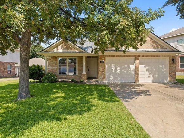 1505 Augusta Bend DR, Hutto, TX 78634