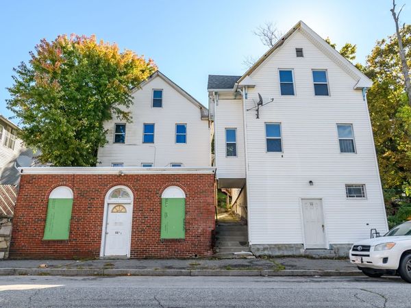 52 & 52.5 Wall St, Worcester, MA 01604
