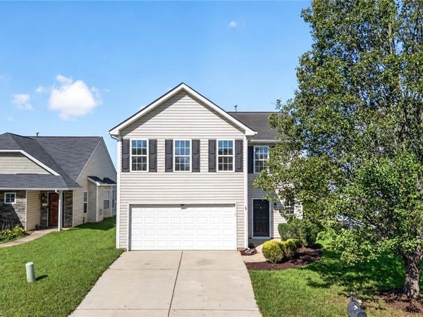 688 Winners Point, Whitsett, NC 27377