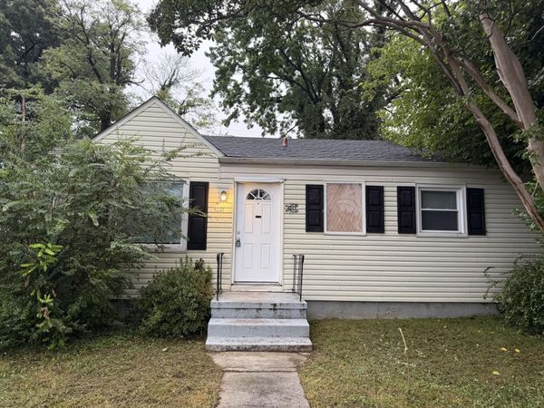 4017 Virginia AVE NW, Roanoke, VA 24017