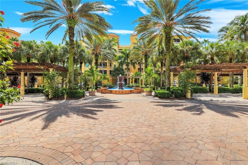 2748 Tiburon Blvd E, Unit C502, Naples, FL 34109 Photo