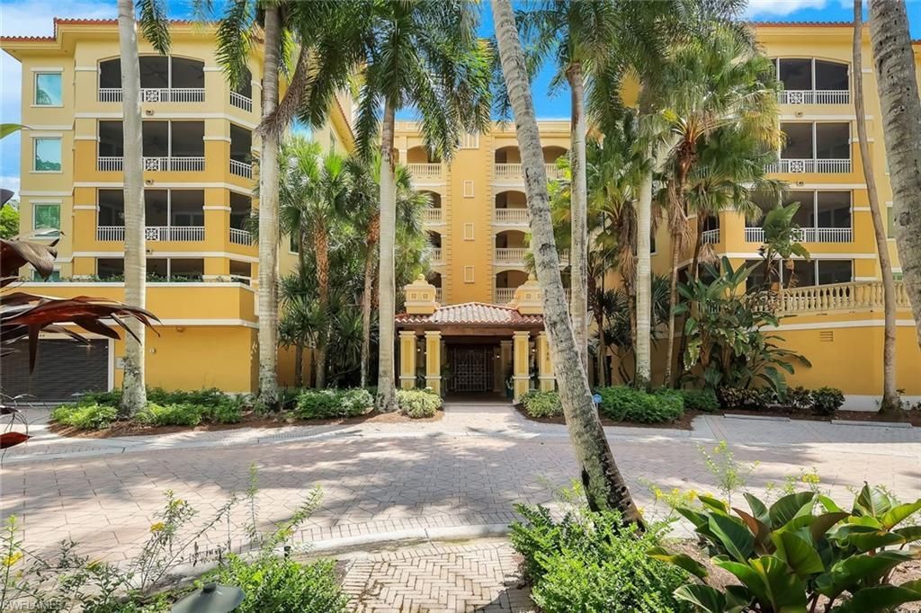 2748 Tiburon Blvd E, Unit C502, Naples, FL 34109 Photo