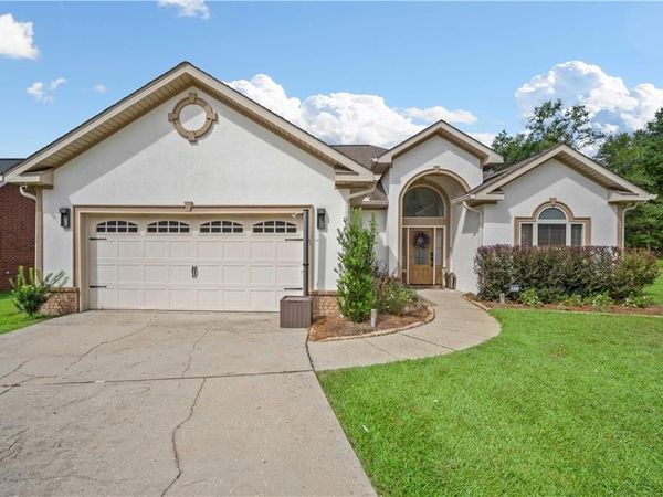 5513 Stratford Lane, Satsuma, AL 36572