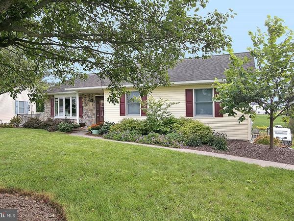 1126 HARVEST DRIVE, LEBANON, PA 17046