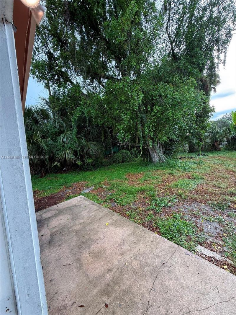 309 N 17th St , Fort Pierce, FL 34950 Photo