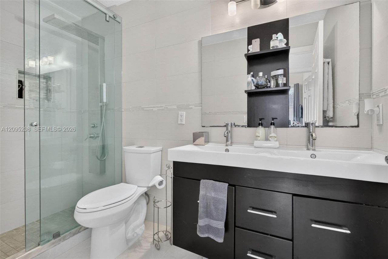 19367 NW 23rd St , Pembroke Pines, FL 33029 Photo