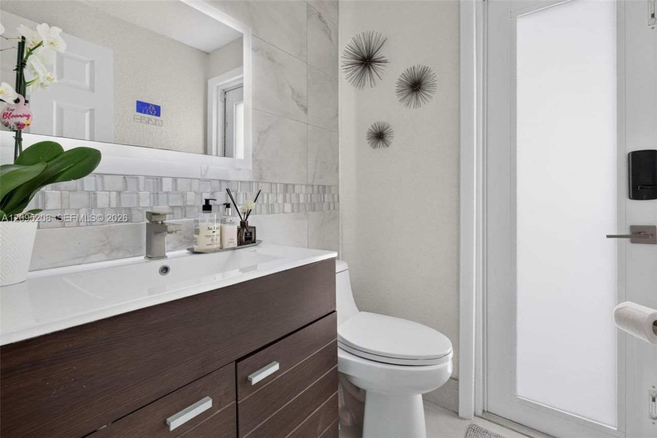 19367 NW 23rd St , Pembroke Pines, FL 33029 Photo
