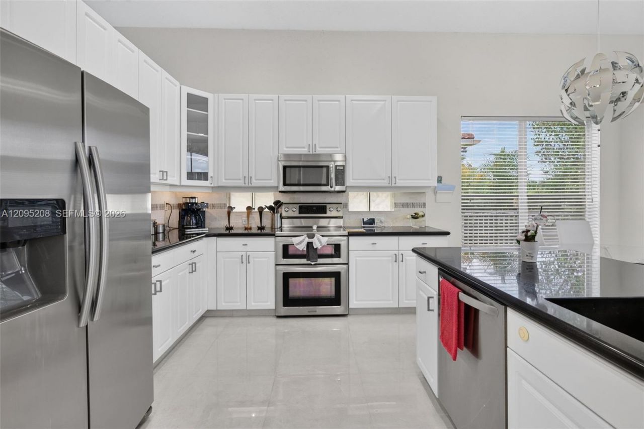 19367 NW 23rd St , Pembroke Pines, FL 33029 Photo