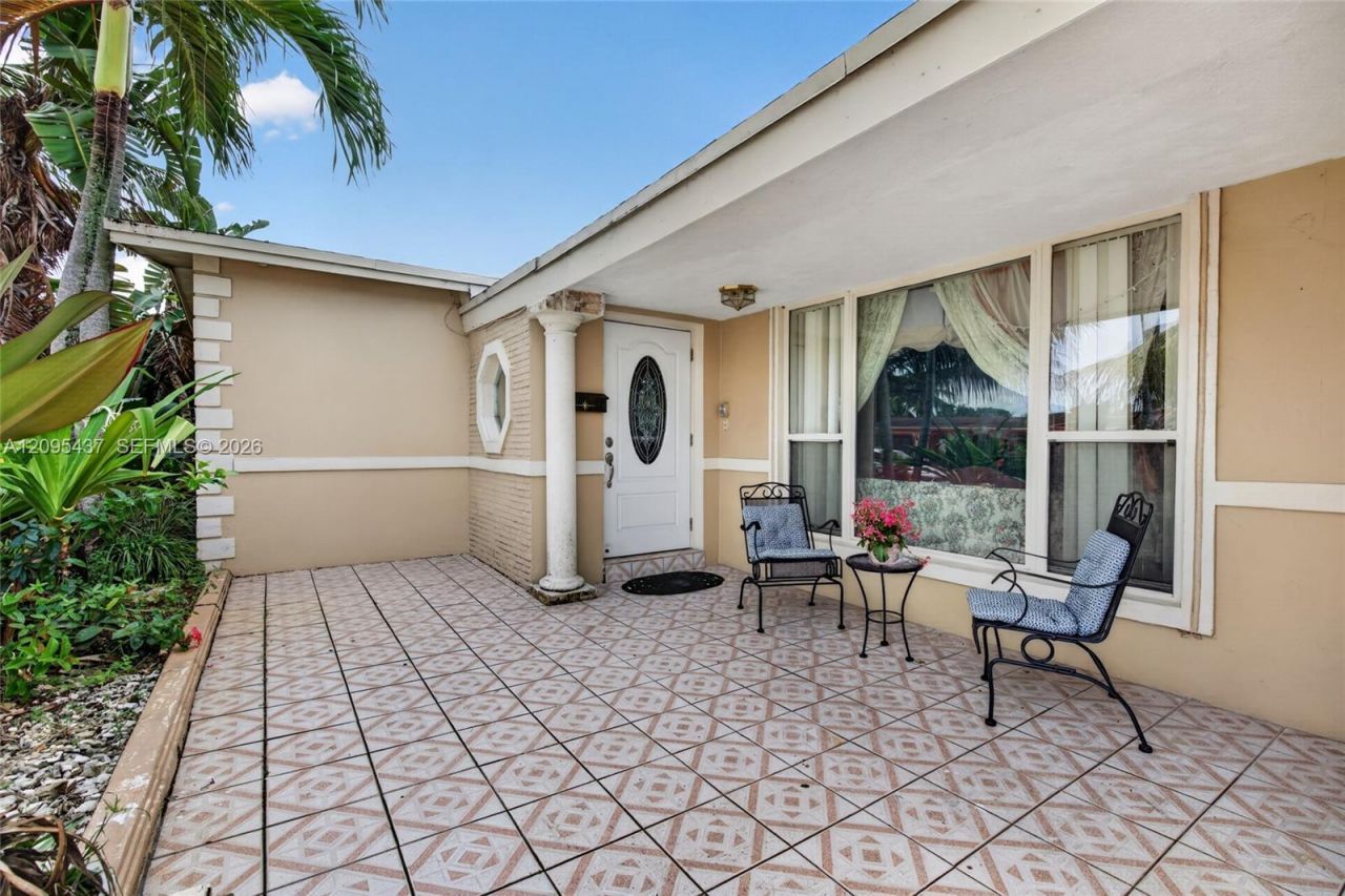 8508 Long Acre Dr , Miramar, FL 33025 Photo