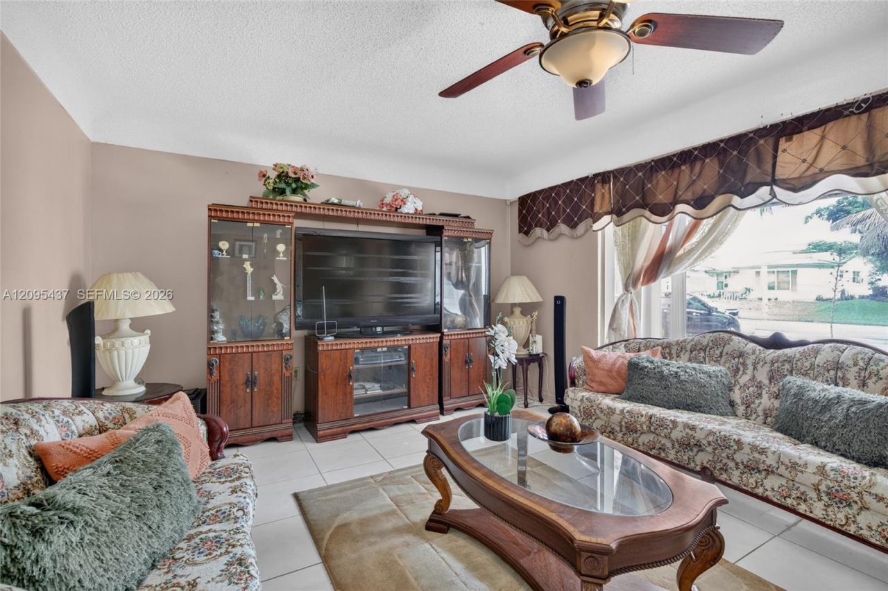 8508 Long Acre Dr , Miramar, FL 33025 Photo