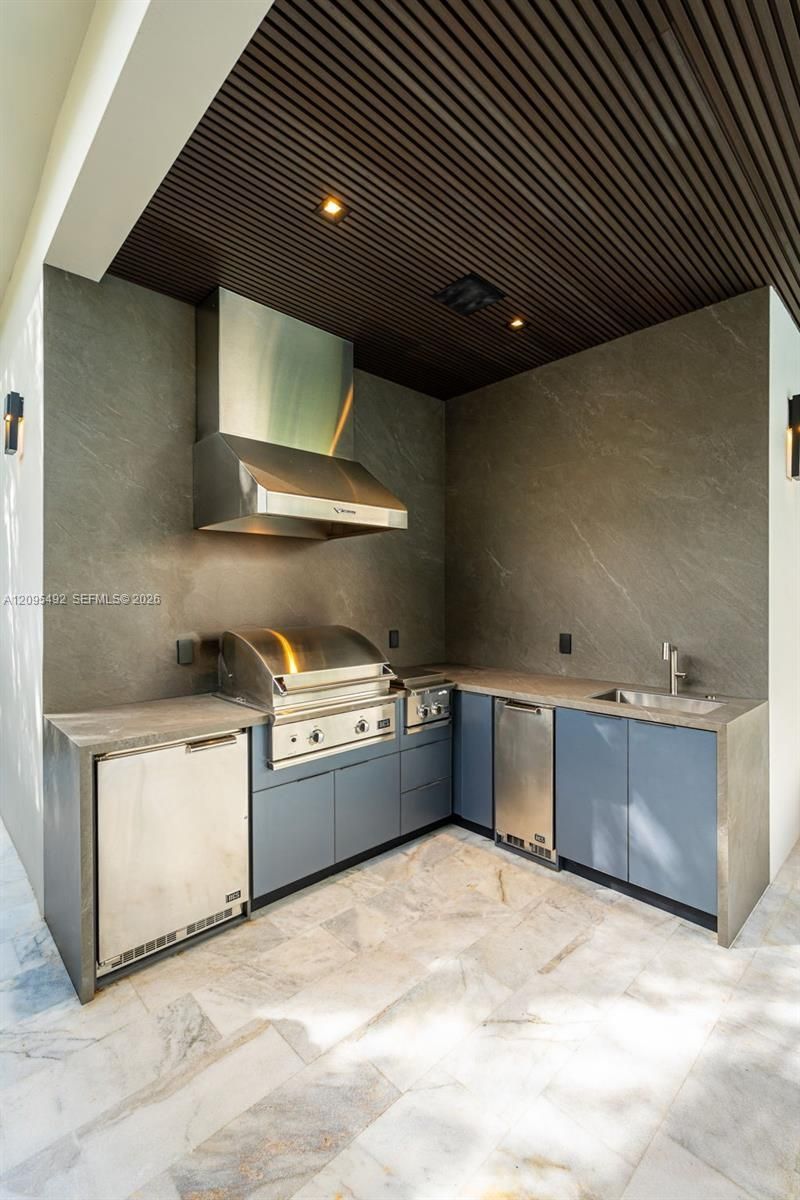 10540 NW 67th Ter , Doral, FL 33178 Photo