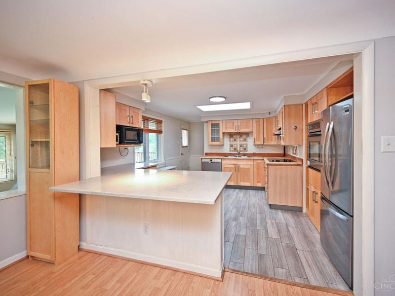 9218 Mckinney Road, Montgomery, OH 45140 Photo 12