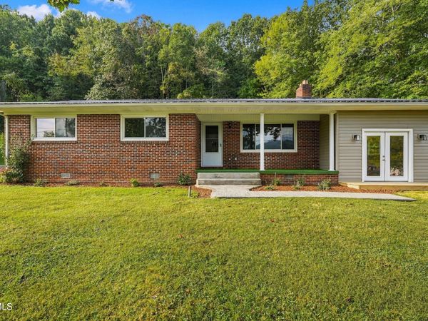 118 Gulf Avenue, Raven, VA 24639