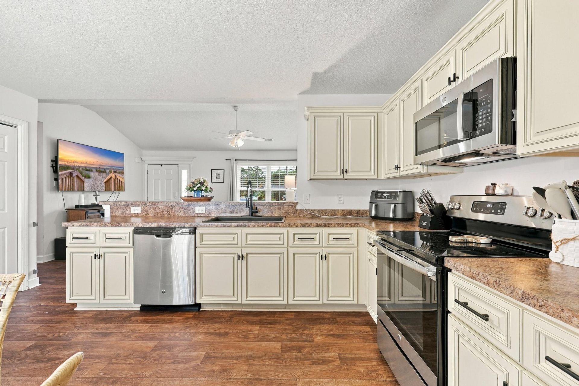 152 Maggie Way Photo 15
