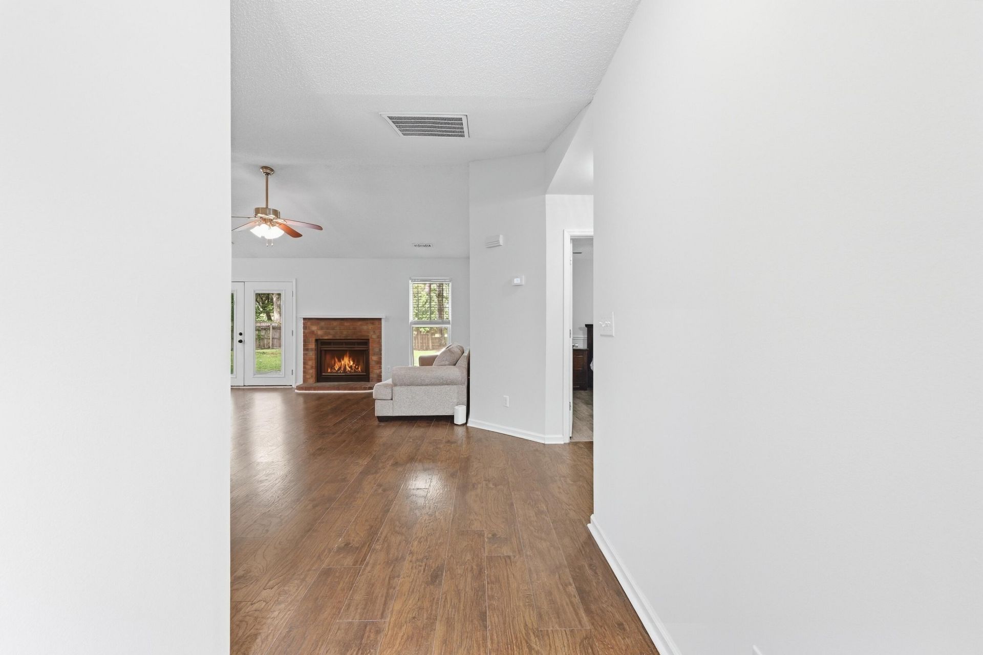 110 Dudley Lane Photo 16