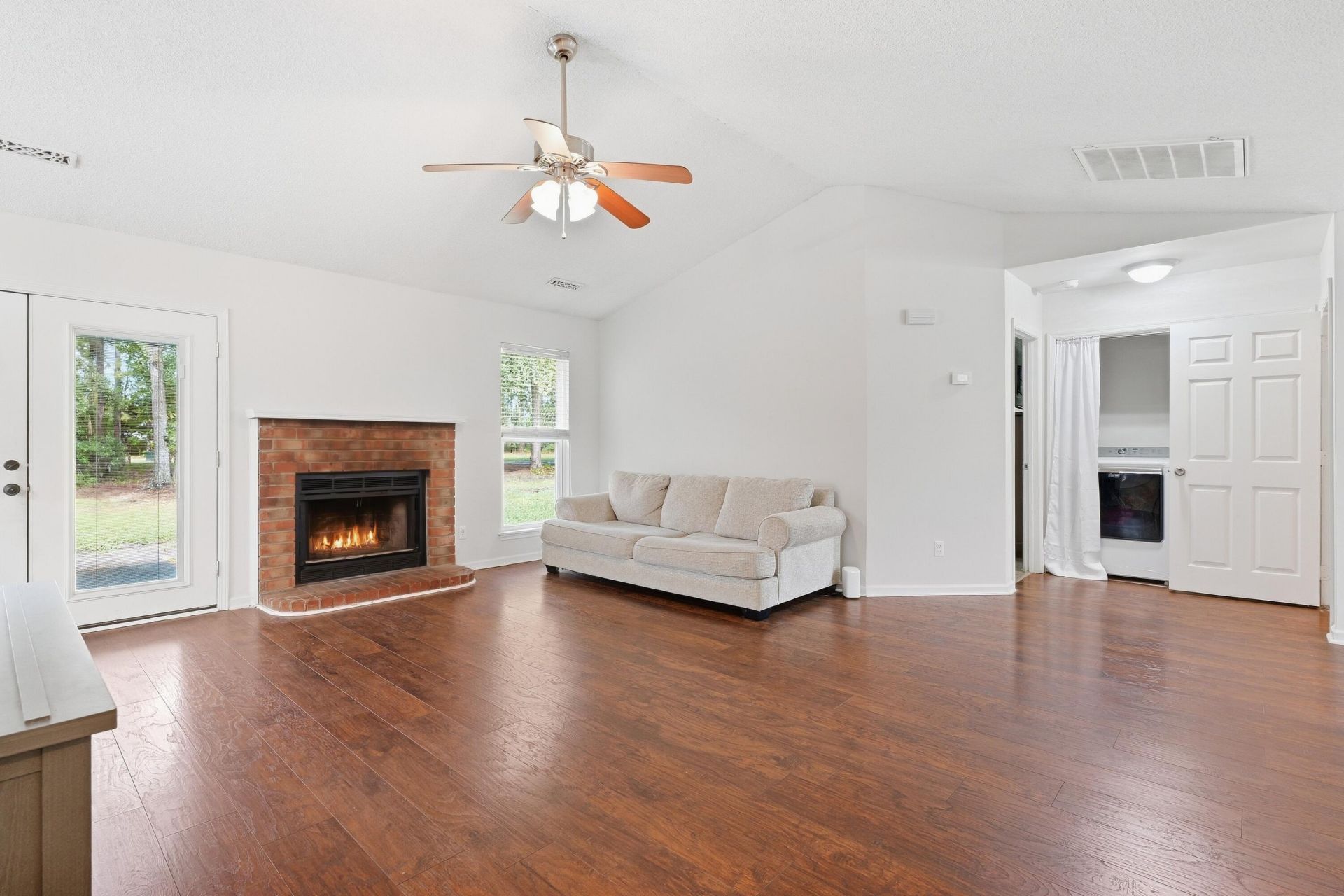 110 Dudley Lane Photo 18
