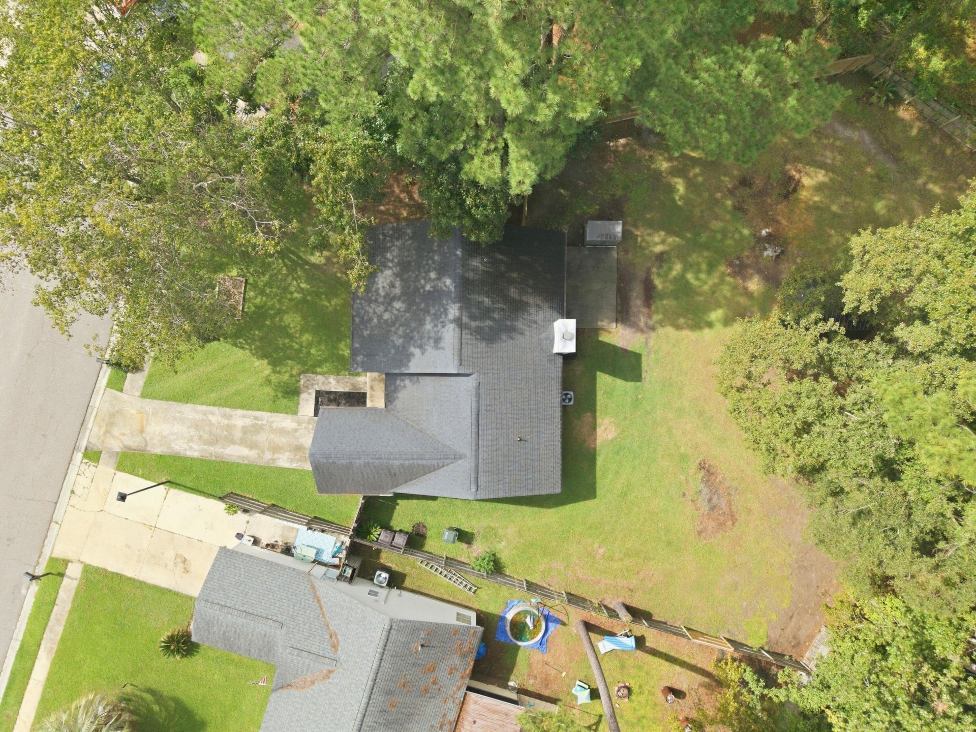 110 Dudley Lane Photo 4