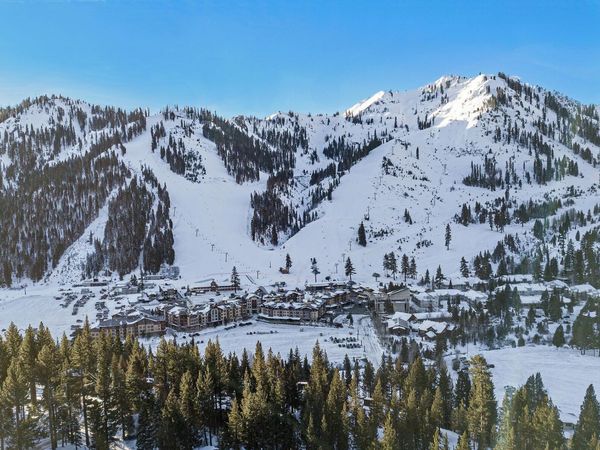 1985 Olympic Valley Road , Unit #418, Olympic Valley, CA 96146
