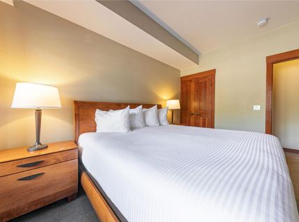 1985 Olympic Valley Road , Unit #418, Olympic Valley, CA 96146 Photo