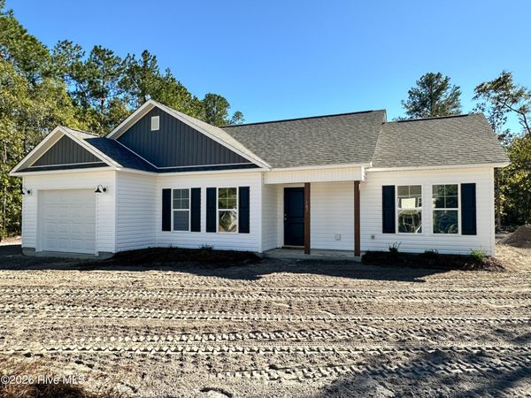 107 Blueberry Fields Road, Maple Hill, NC 28454