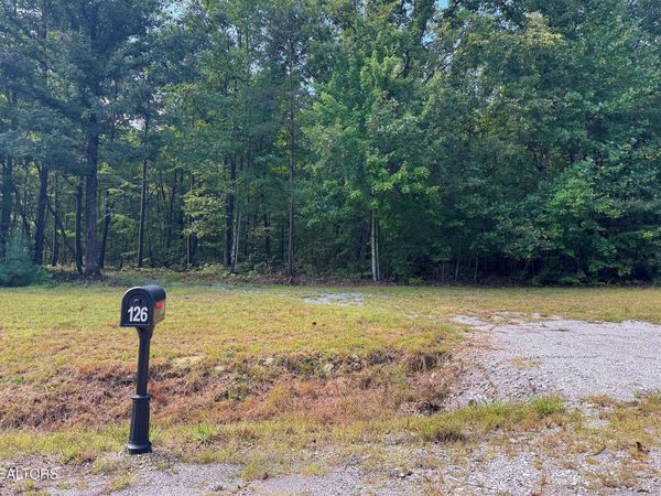 126 Bo'S Way, Deer Lodge, TN 37726