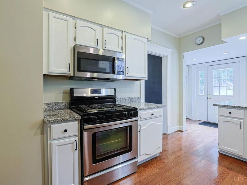 3736 Drake Avenue, Cincinnati, OH 45209 Photo 15