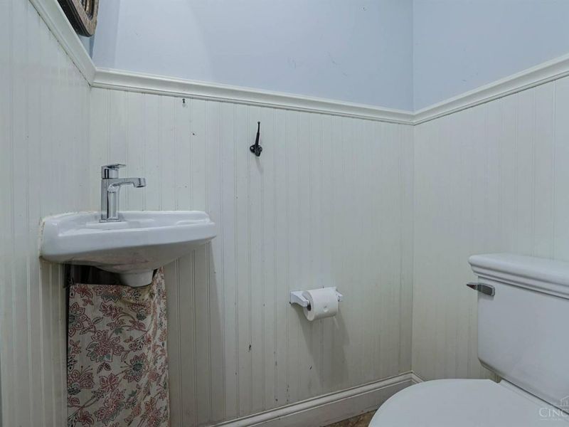 3736 Drake Avenue, Cincinnati, OH 45209 Photo 19