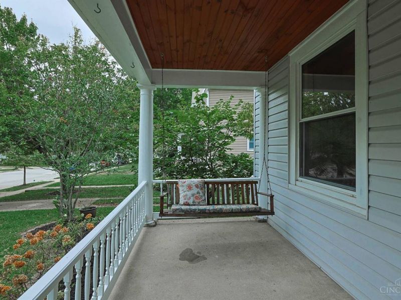 3736 Drake Avenue, Cincinnati, OH 45209 Photo 2