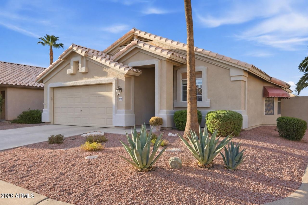 11666 W Yucca Court, Surprise, AZ 85378 Main Photo