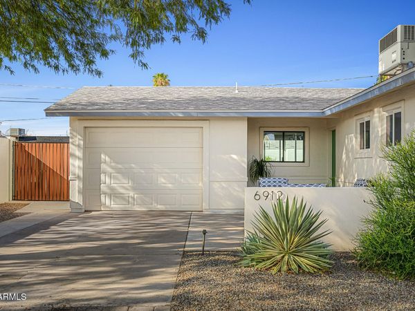 6912 E EDGEMONT Avenue, Scottsdale, AZ 85257