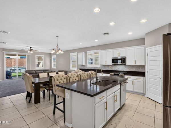 17986 W FULTON Street, Goodyear, AZ 85338