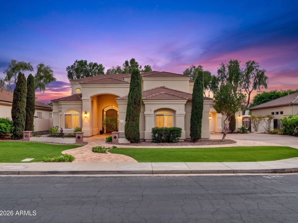 751 W AZALEA Drive, Chandler, AZ 85248