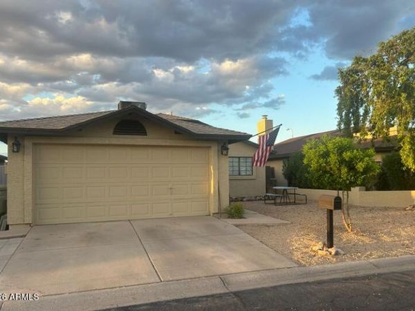 4826 W KRALL Street, Glendale, AZ 85301