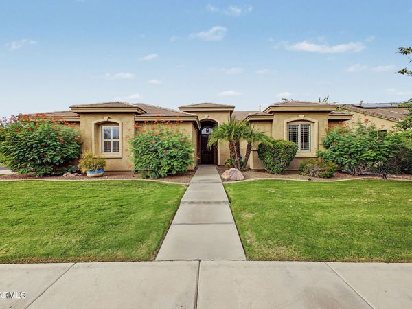 734 W GOLDFINCH Way, Chandler, AZ 85286