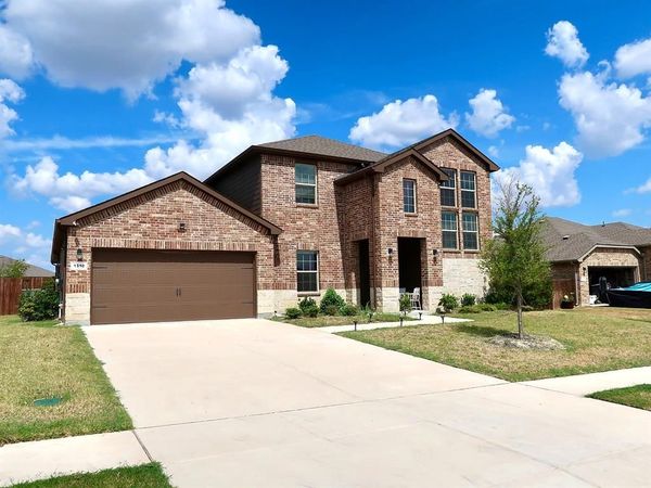 1310 Tophill Drive , Cedar Hill, TX 75104