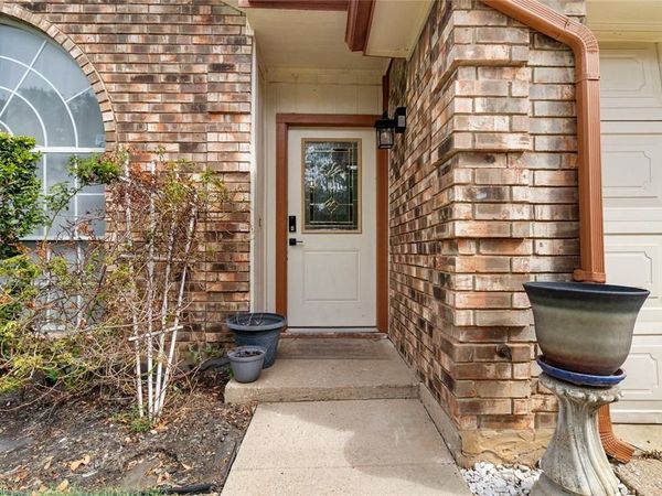 8825 Mystic Trail, Fort Worth, TX 76118