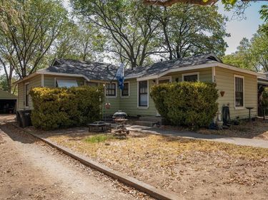2849 Handley Drive, Fort Worth, TX 76112